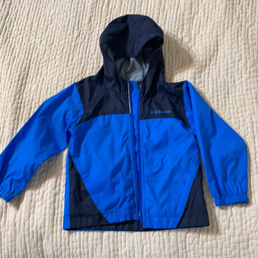 Columbia raincoat size 4t